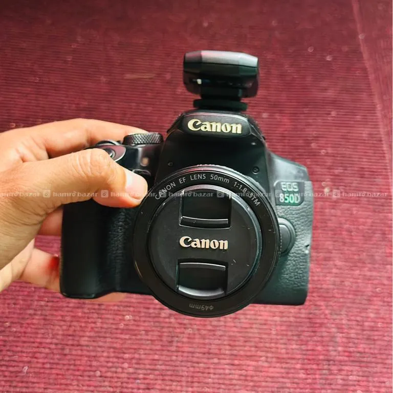 Canon EOS 850D + 55-250mm + 50mm f/1.8 + Godox Fla 2