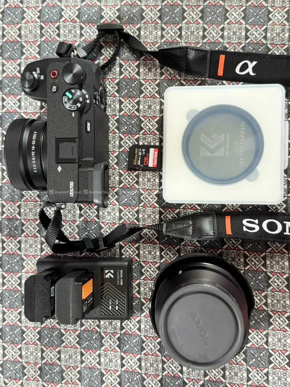 Sony A6700 + 16-50 Kit + 85mm F1.8 6