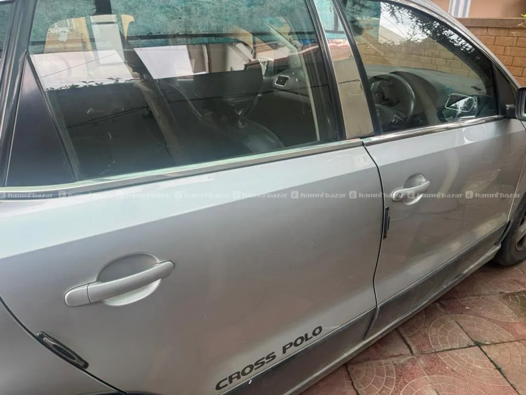 Showroom Condition Cross Polo 1.6 Highline 2016 2