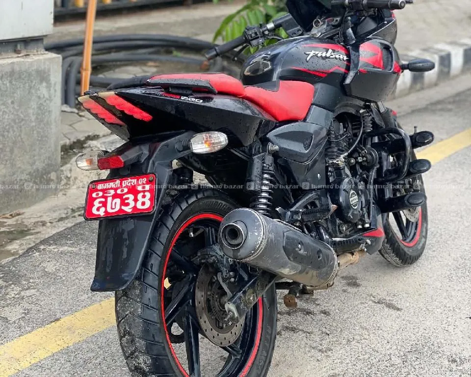 pulsar 220cc 130lot 2021model super fresh condition 4