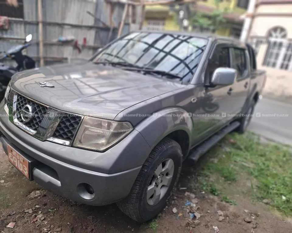 Nissan navara 4WD 3