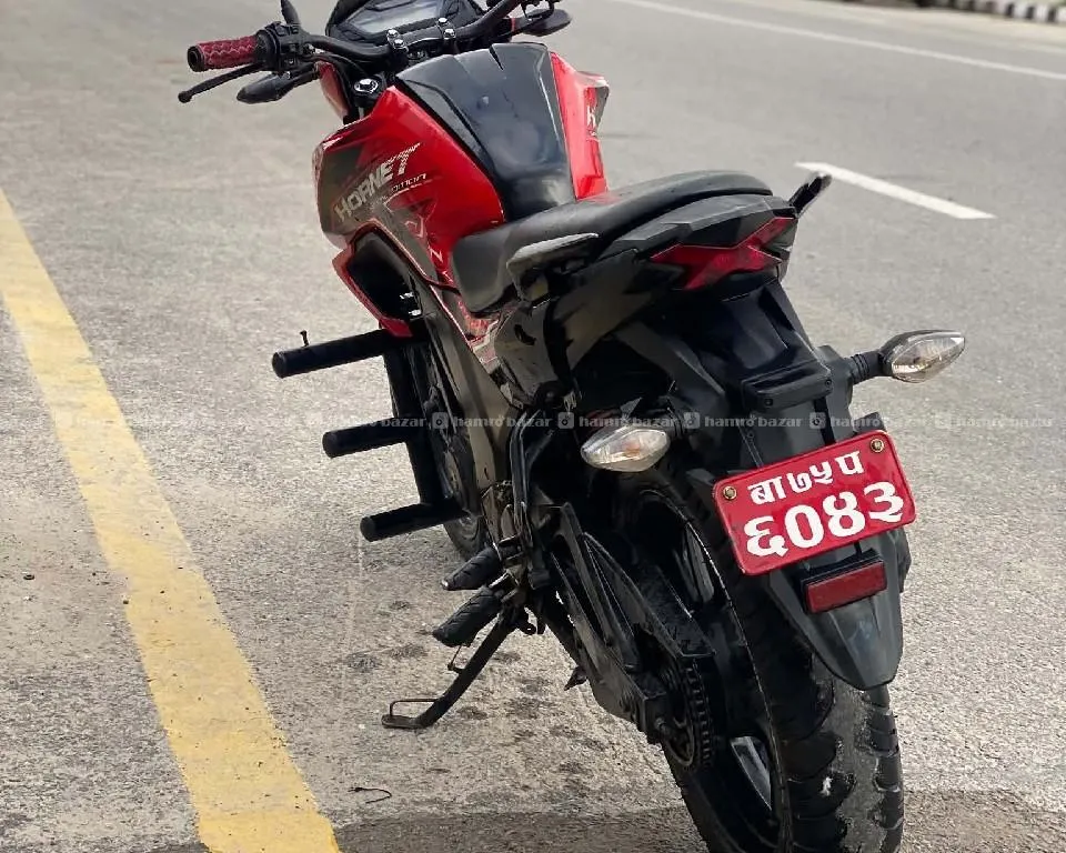 Honda hornet 75lot 2016model super fresh 3