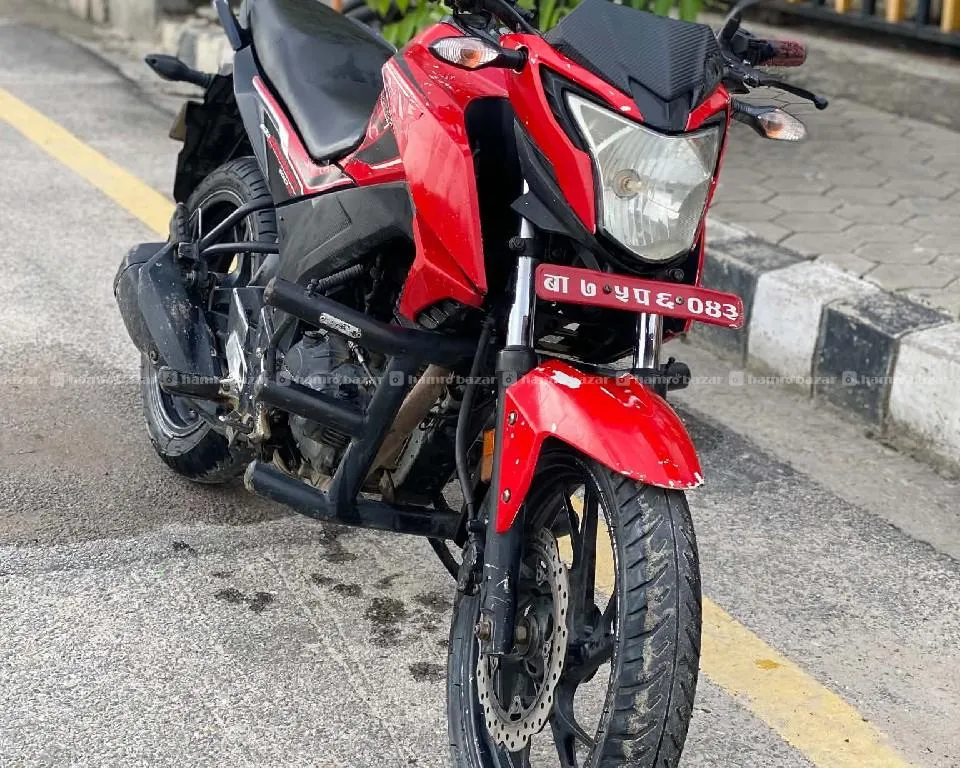Honda hornet 75lot 2016model super fresh 3