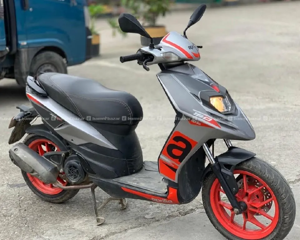 aprilla 150 cc 4