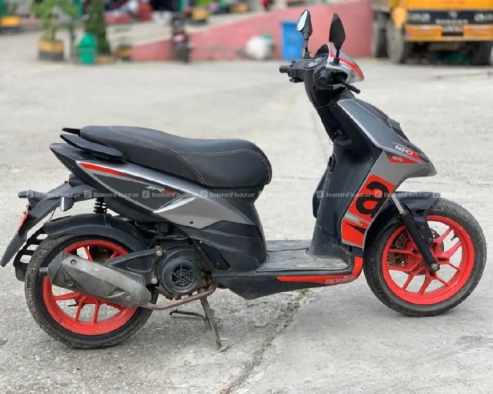 aprilla 150 cc 2