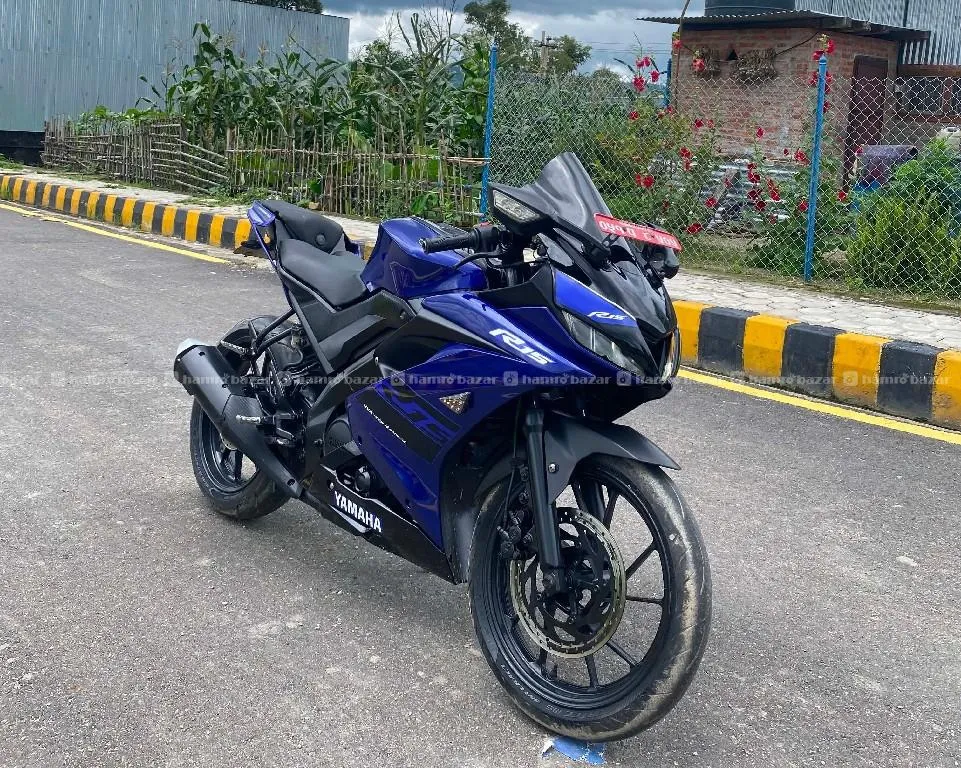 Yamaha r15v3 - 2019 model 9818846575 or 9768397661 3