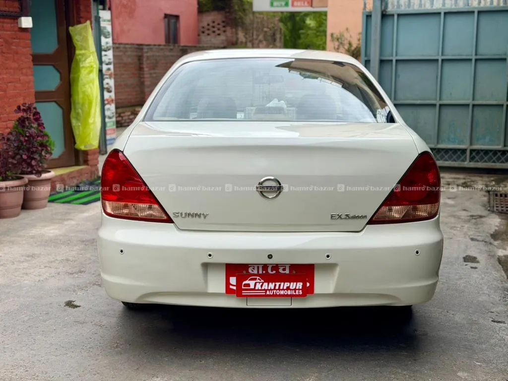 Nissan Sunny EX Saloon 2010 Model 2