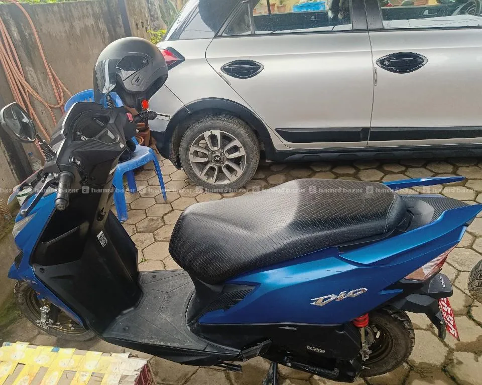 Dio bs6 110cc 57 lot blue scooter 6