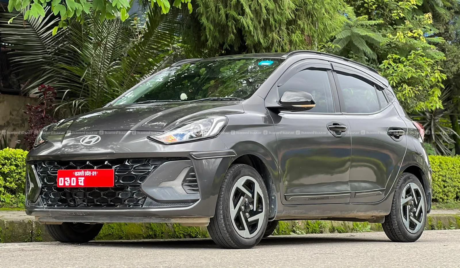 Hyundai Grand i10 Sportz 2023 "Like New" 6