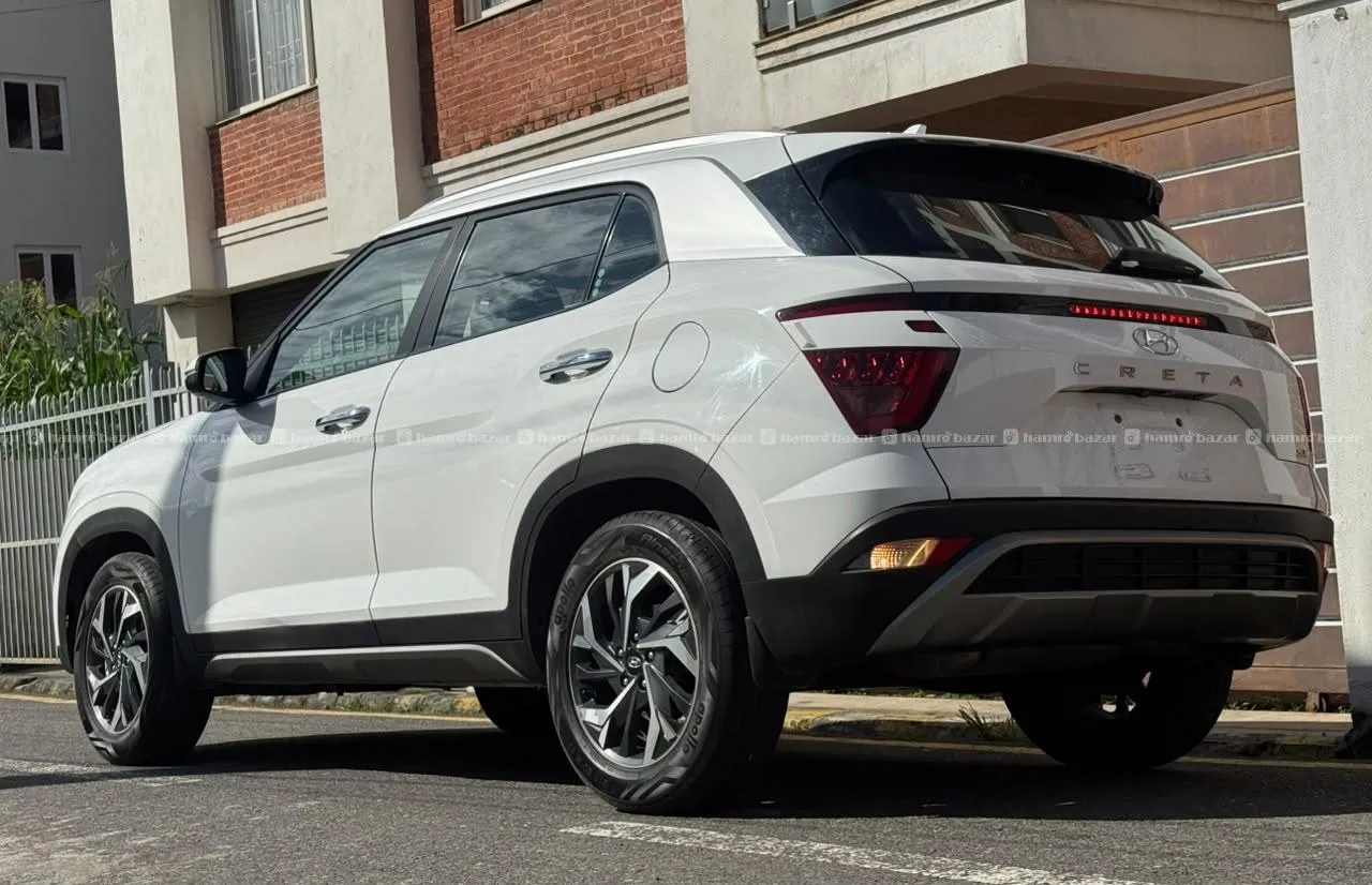 Hyundai Creta SX'O' CVT Auto Sunroof and Moonroof 2
