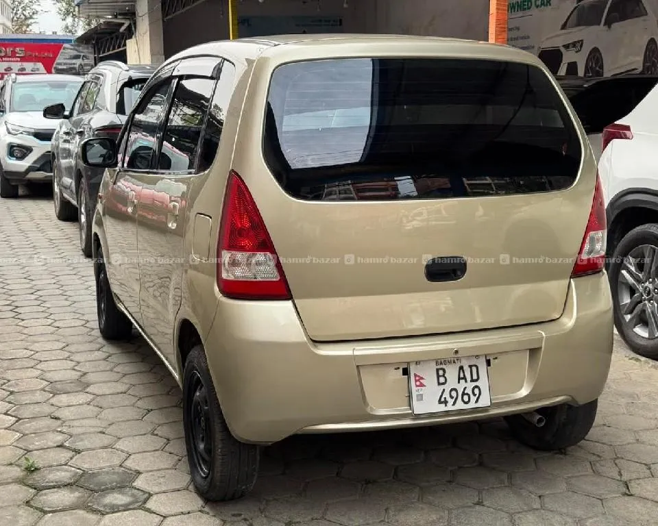 2007 Model suzuki zen on sale 4