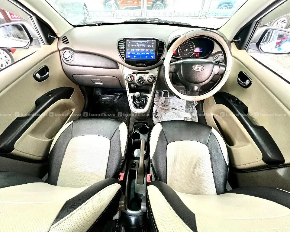 Hyundai i10 magna 2012 model sale 3