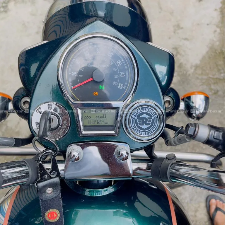 Royal Enfild Classic 350 Reborn 3