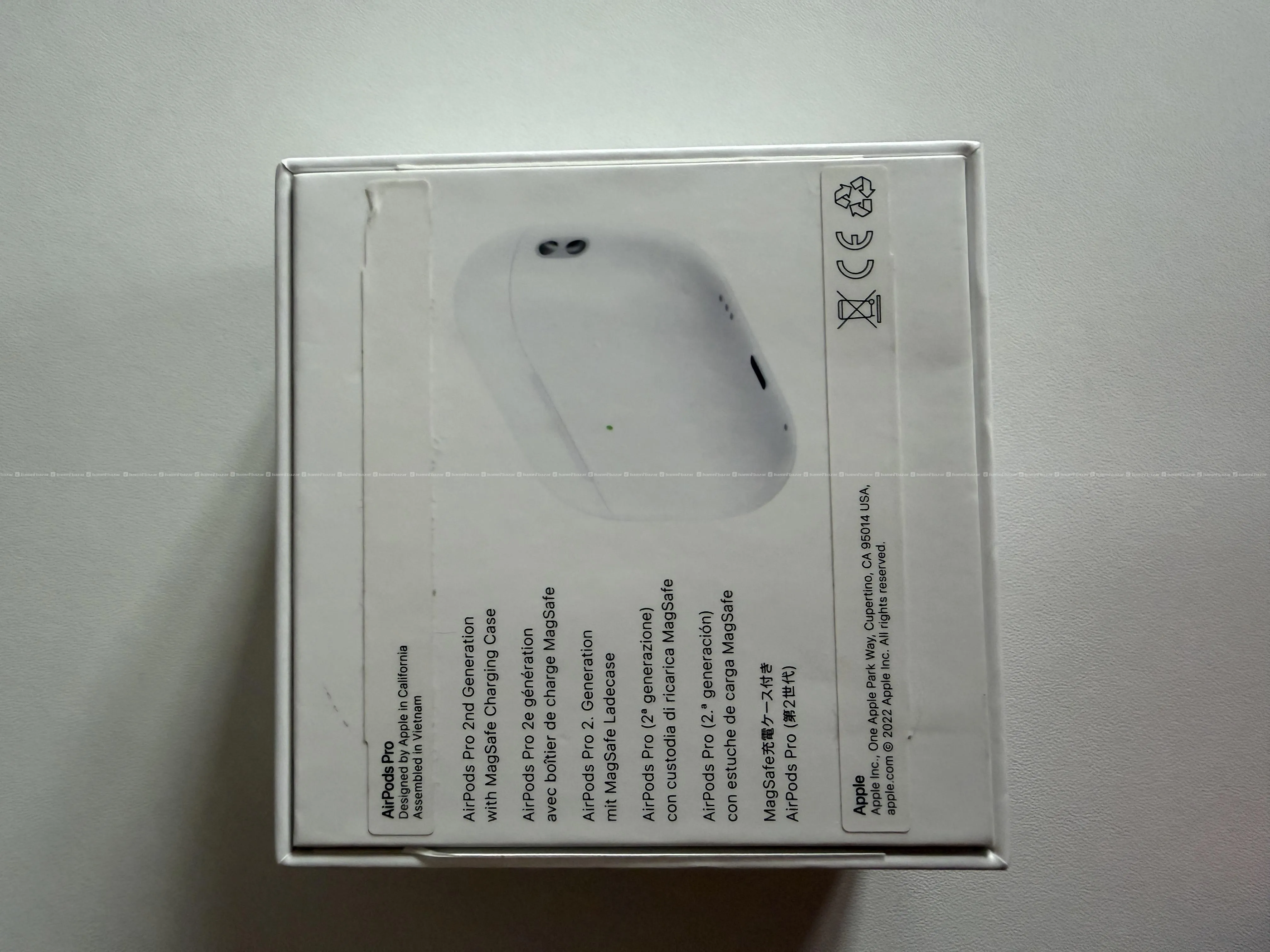Apple AirPod Pro 2nd Gen with Lightning Cable 2