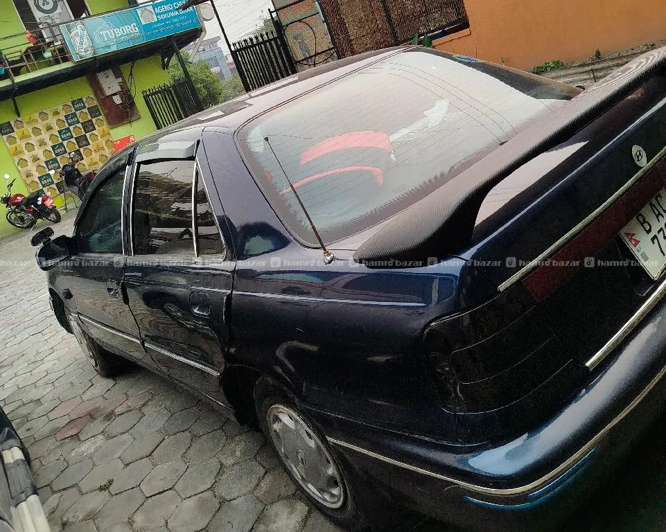 Hyundai Elantra 2
