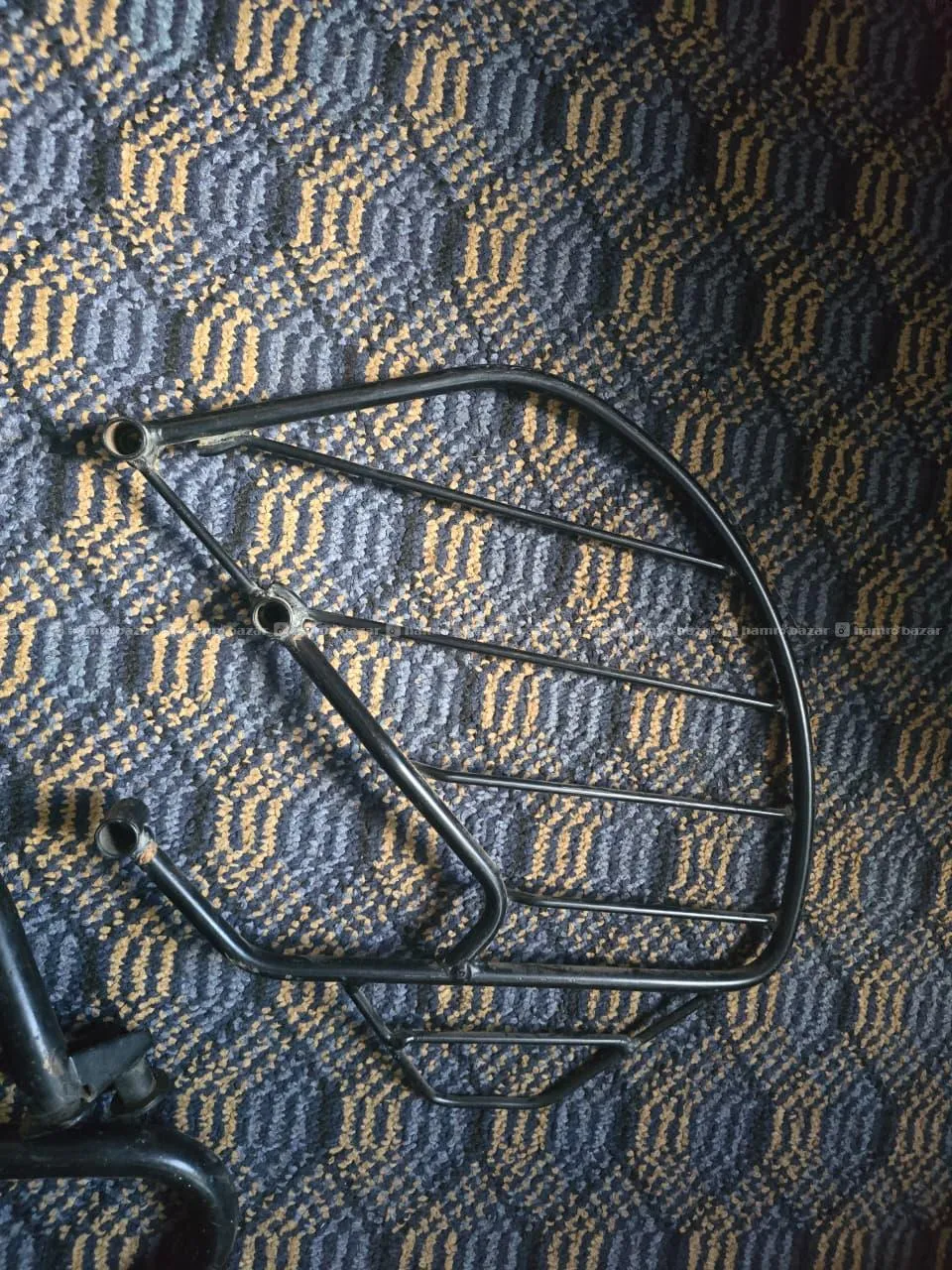 Pulsar NS 200 Part- Stock Legguard and saree guard 3