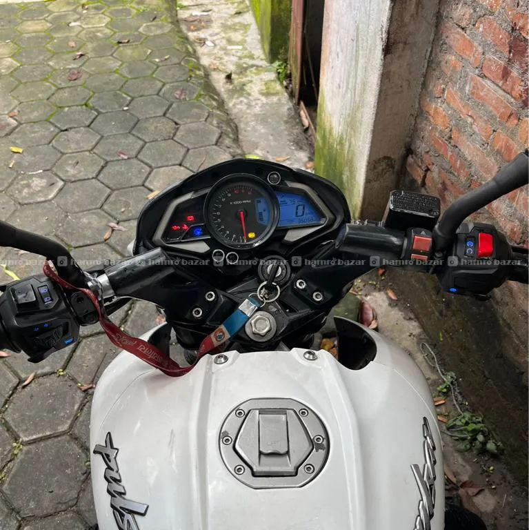 Pulsar Ns-200 / 2021 Lot 4