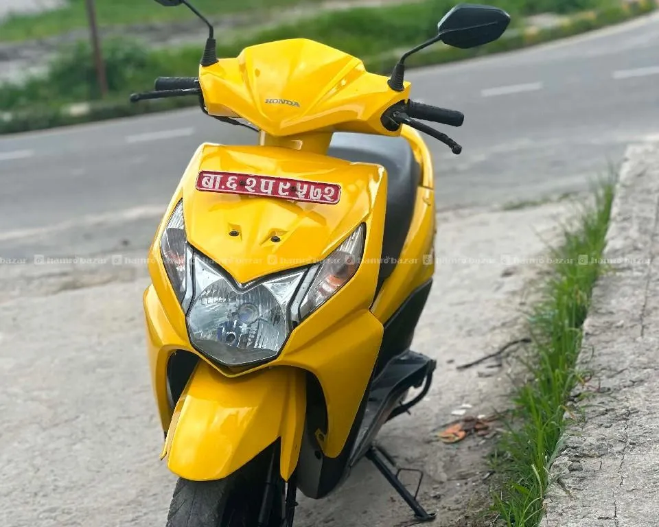 Honda dio lot 62 super fresh condition 3
