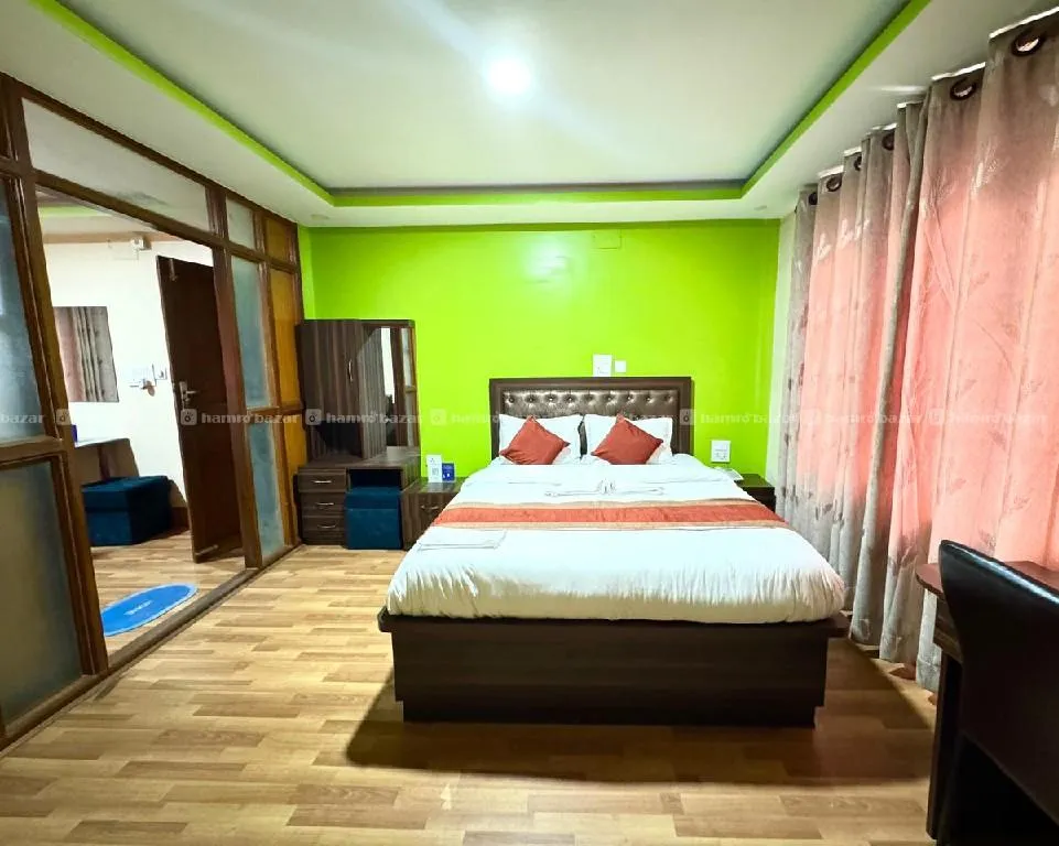 2 bedrooms Furnished Apartment For Rent!! 2