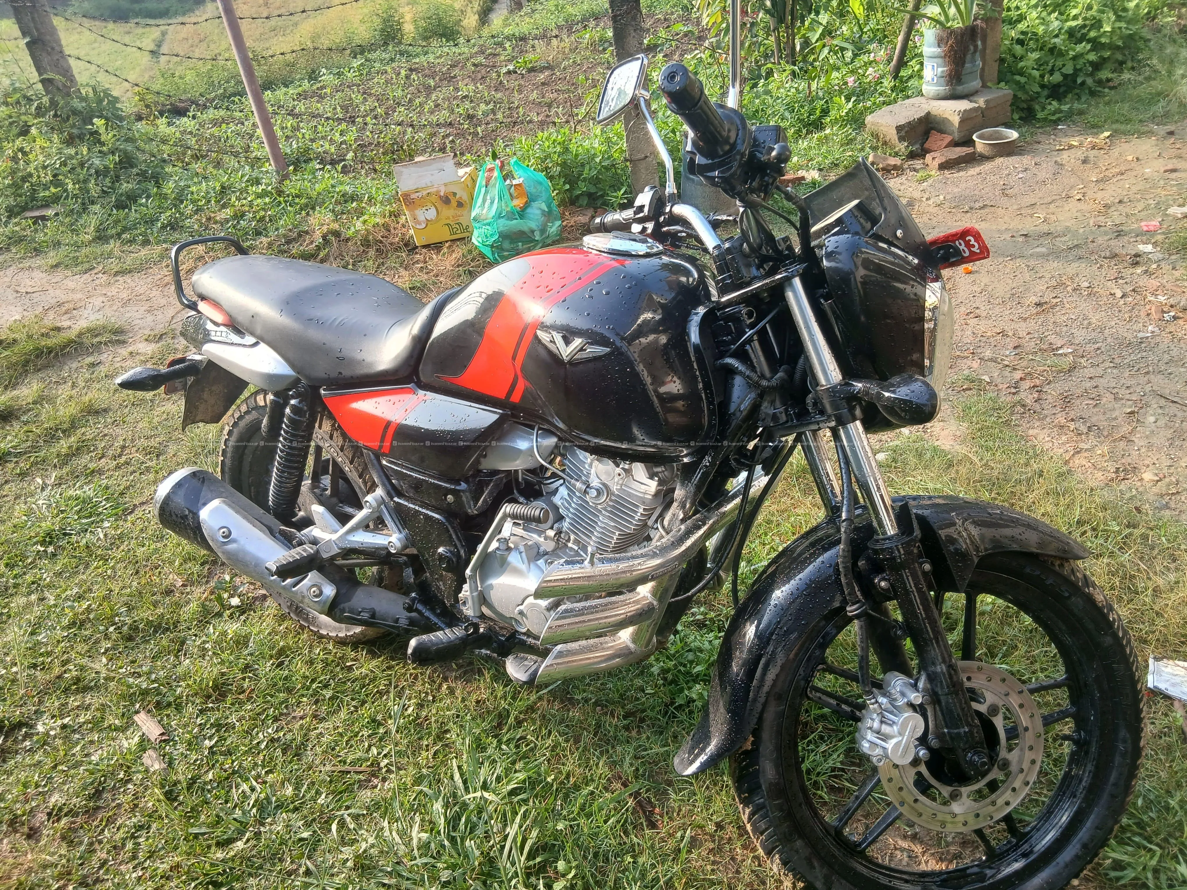 Bajaj V 15 2