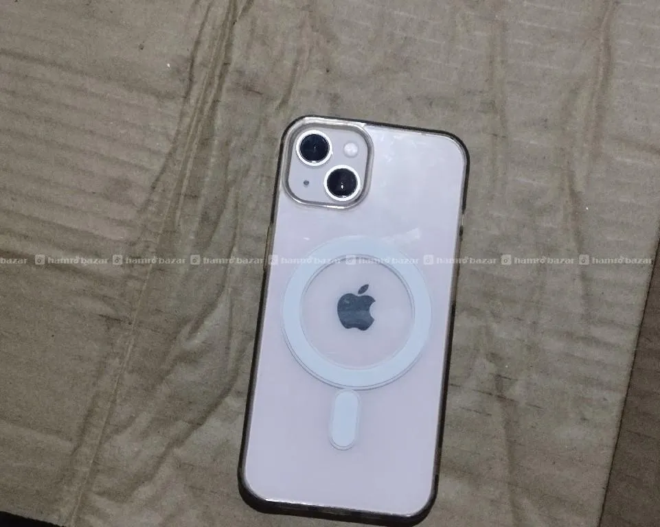 iPhone 13 4