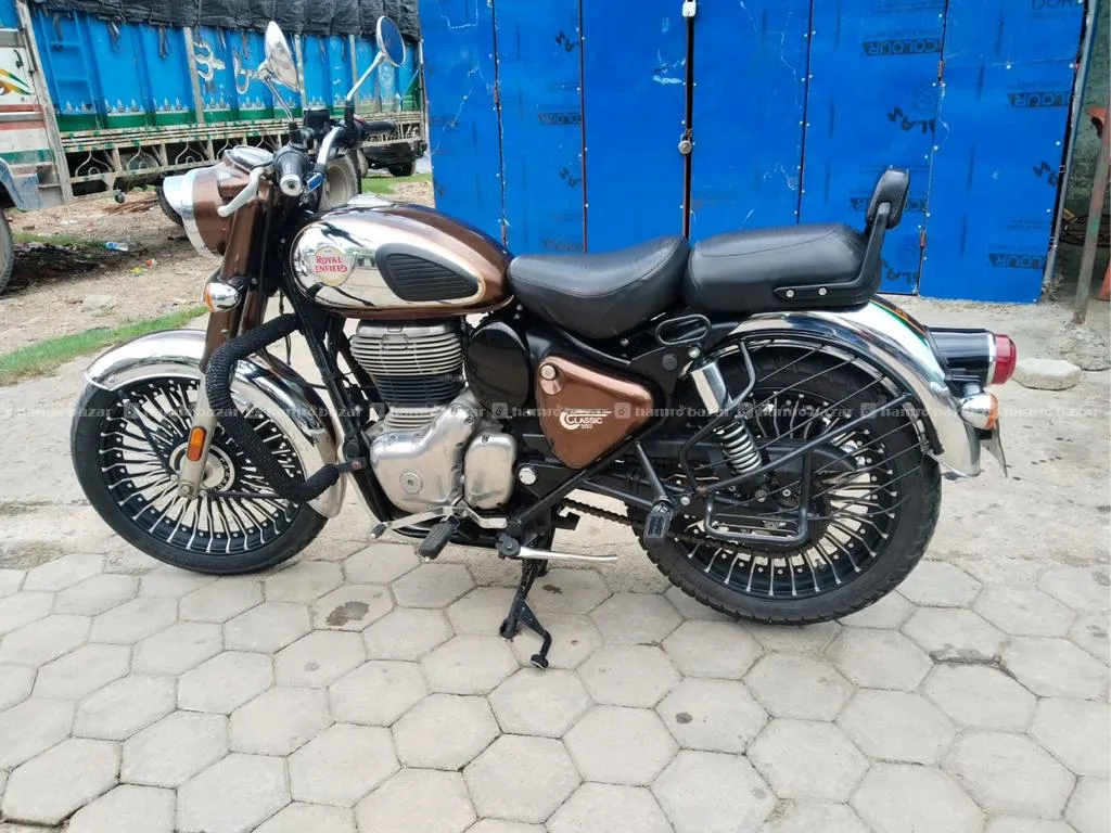 Royal Enfield Classic 350 2