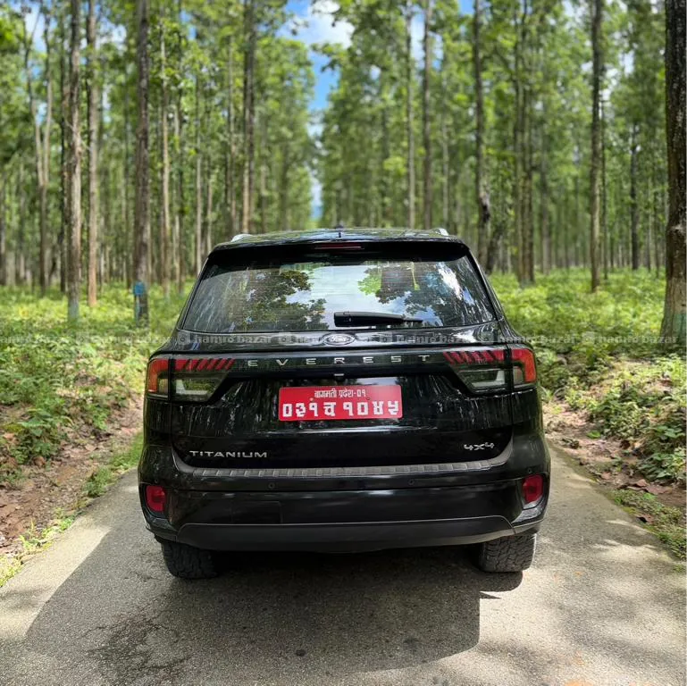 Ford Everest | 2023 | Single Owner | Super Fresh 5