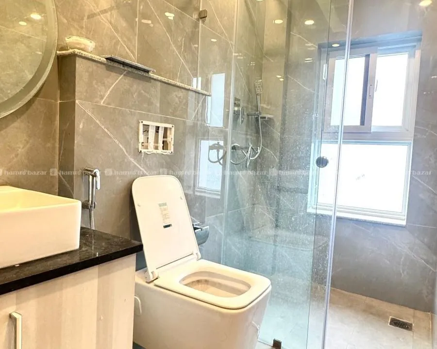 🏡Ultra-Luxurious Bungalow For Rent !!
📍 Golfutar 7
