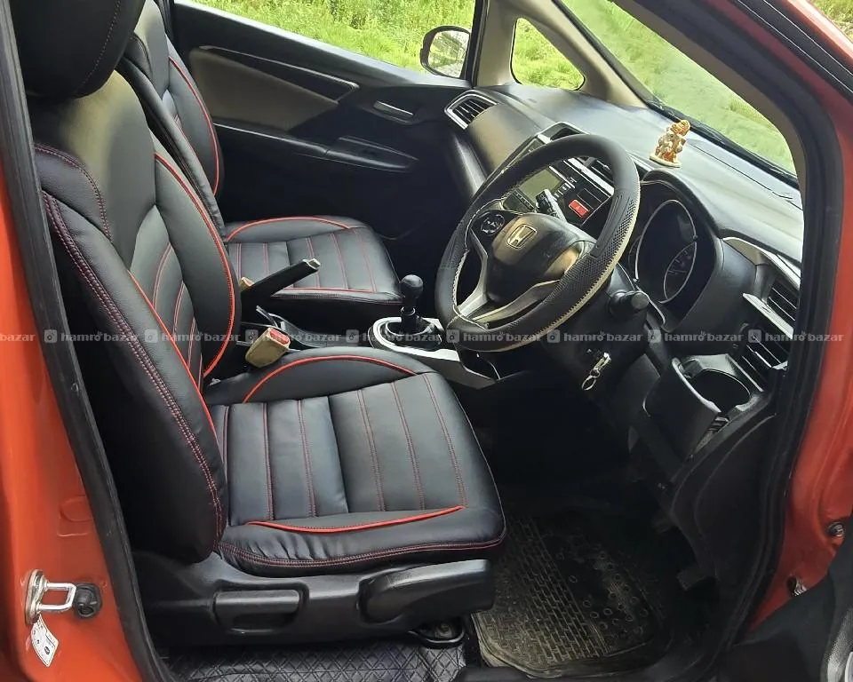 2015 Model honda Jazz full opsan fresh car bikrima 7