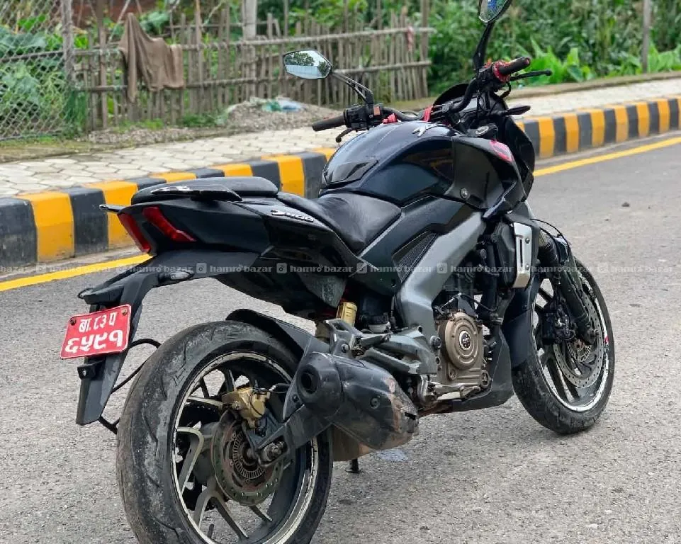 Bajaj Dominar 400 3