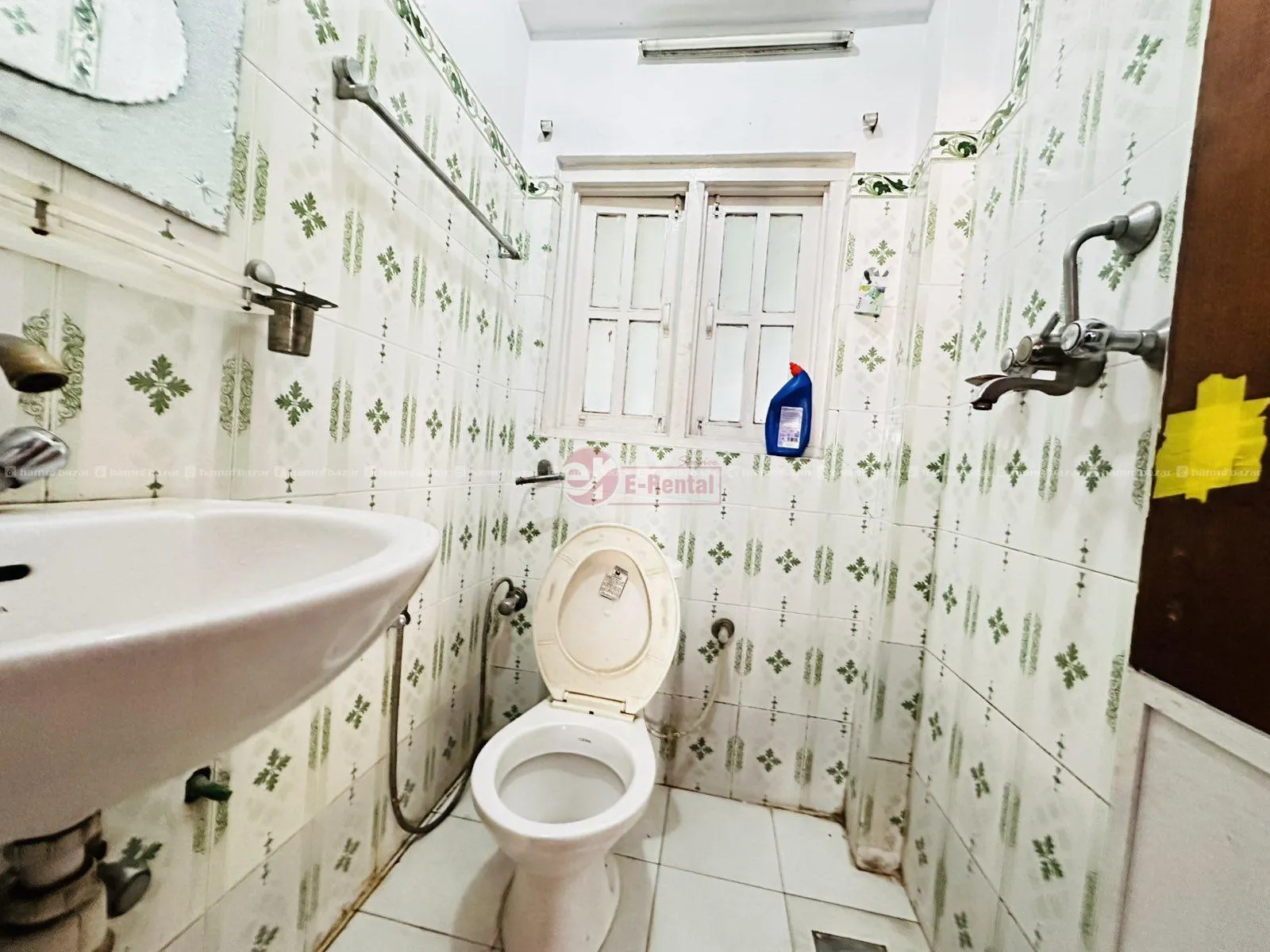 2BHK FLAT FOR RENT AT MANDIKATAR 2