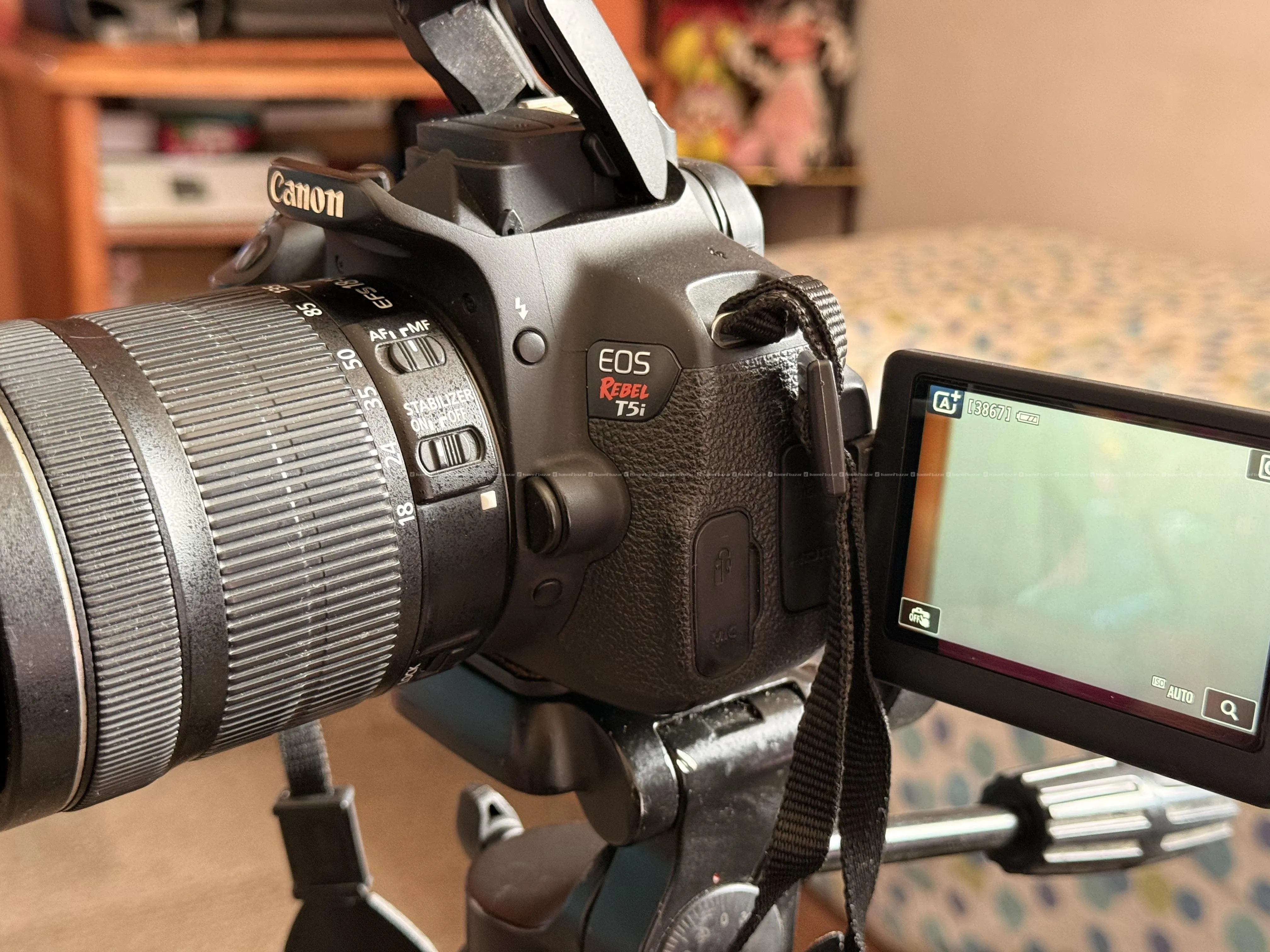 Canon Rebel T5i(700D)Like New From Usa With Tripod 3