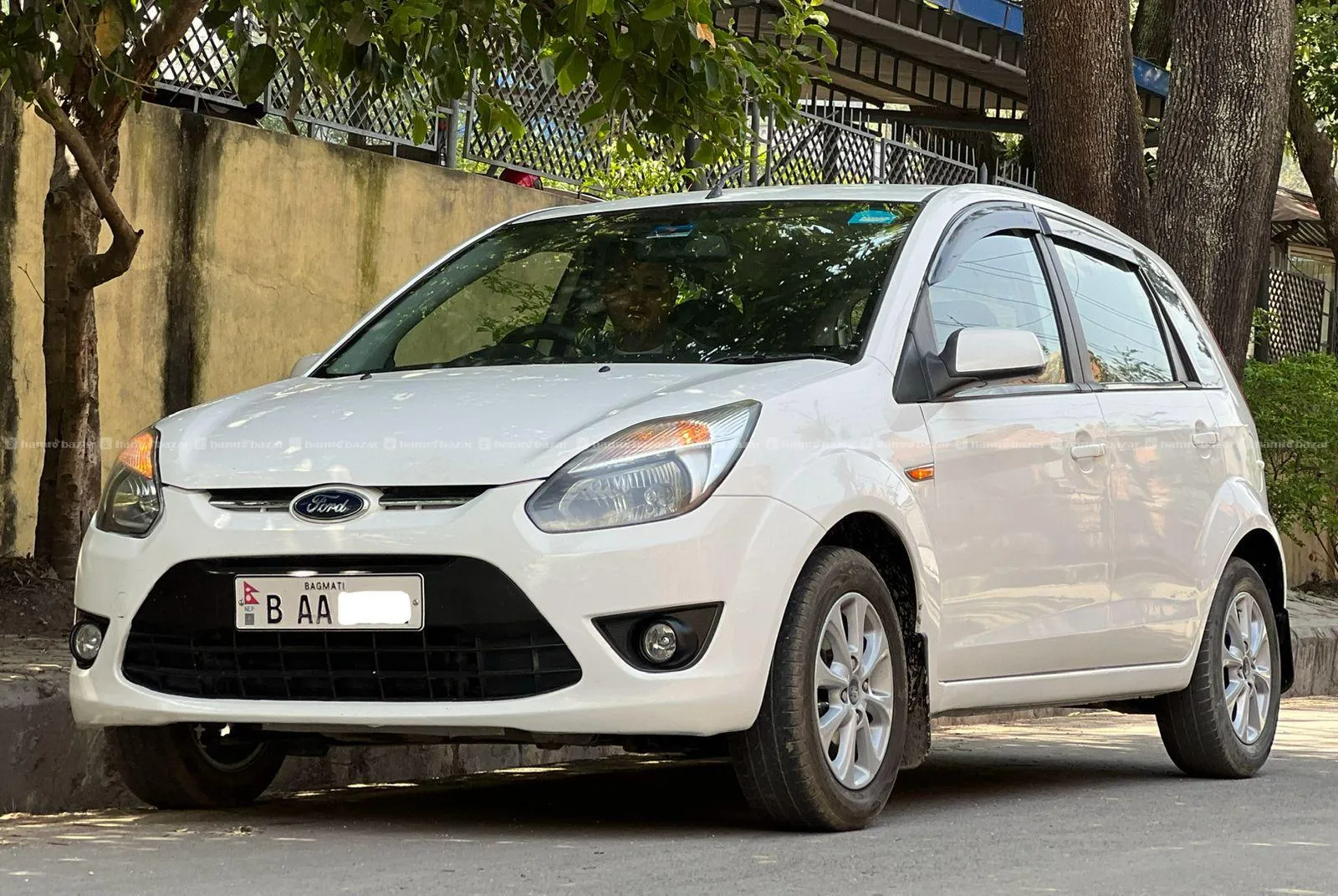 Ford Figo Titanium 2012 4