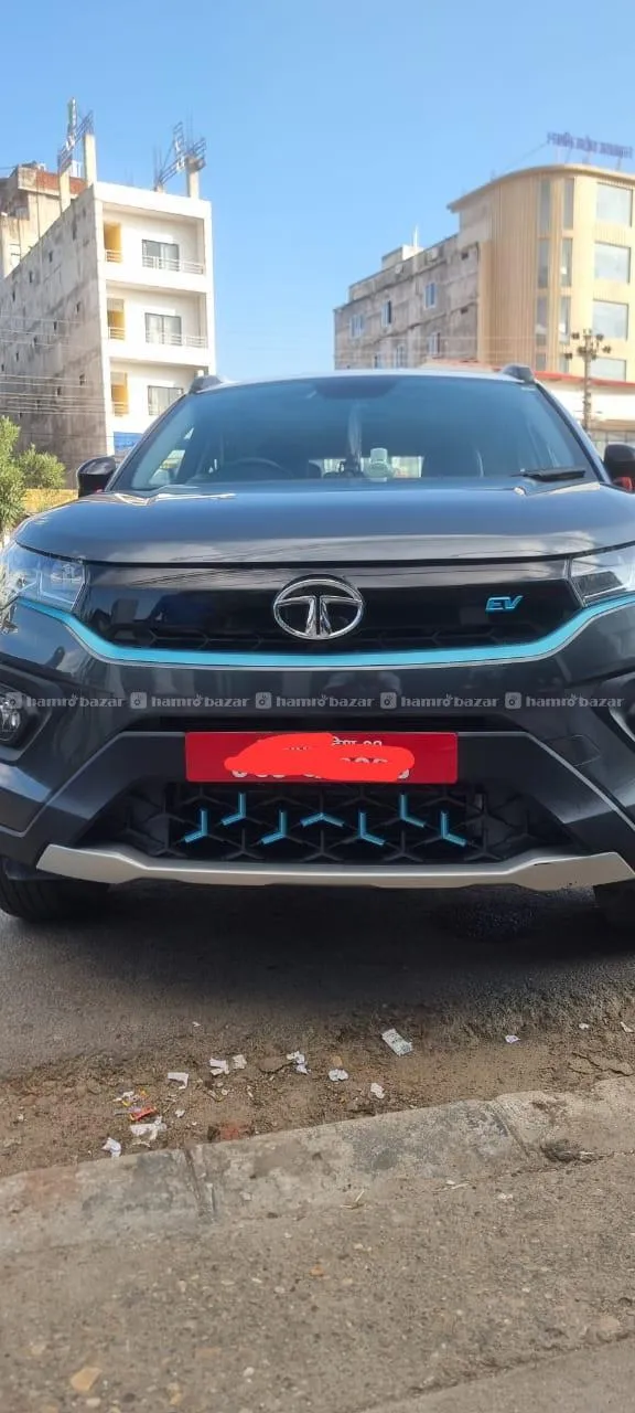 NEXON EV 2023 1