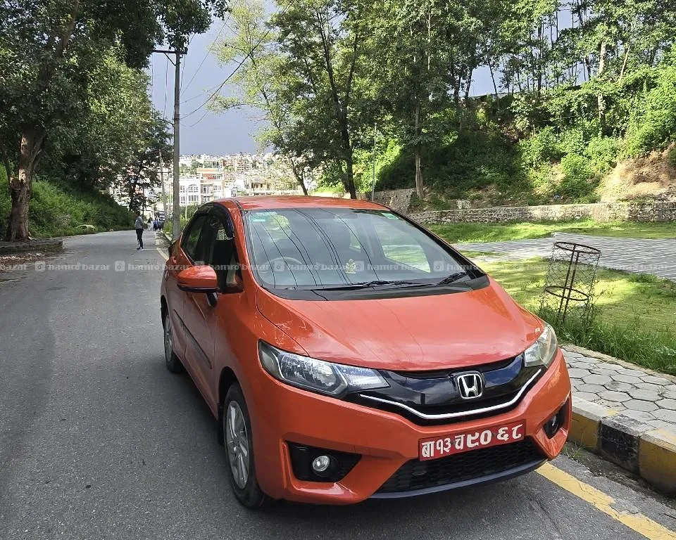 2015 Model honda Jazz full opsan fresh car bikrima 4