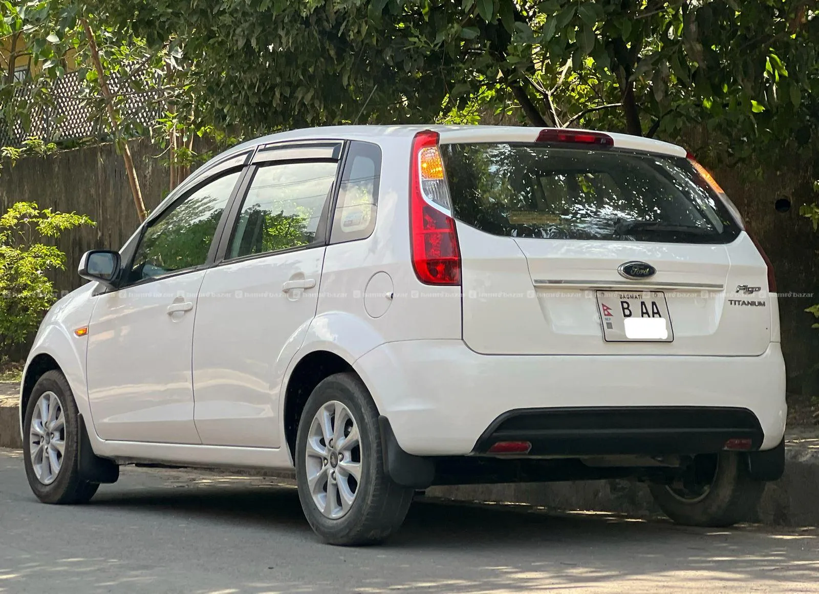 Ford Figo Titanium 2012 6