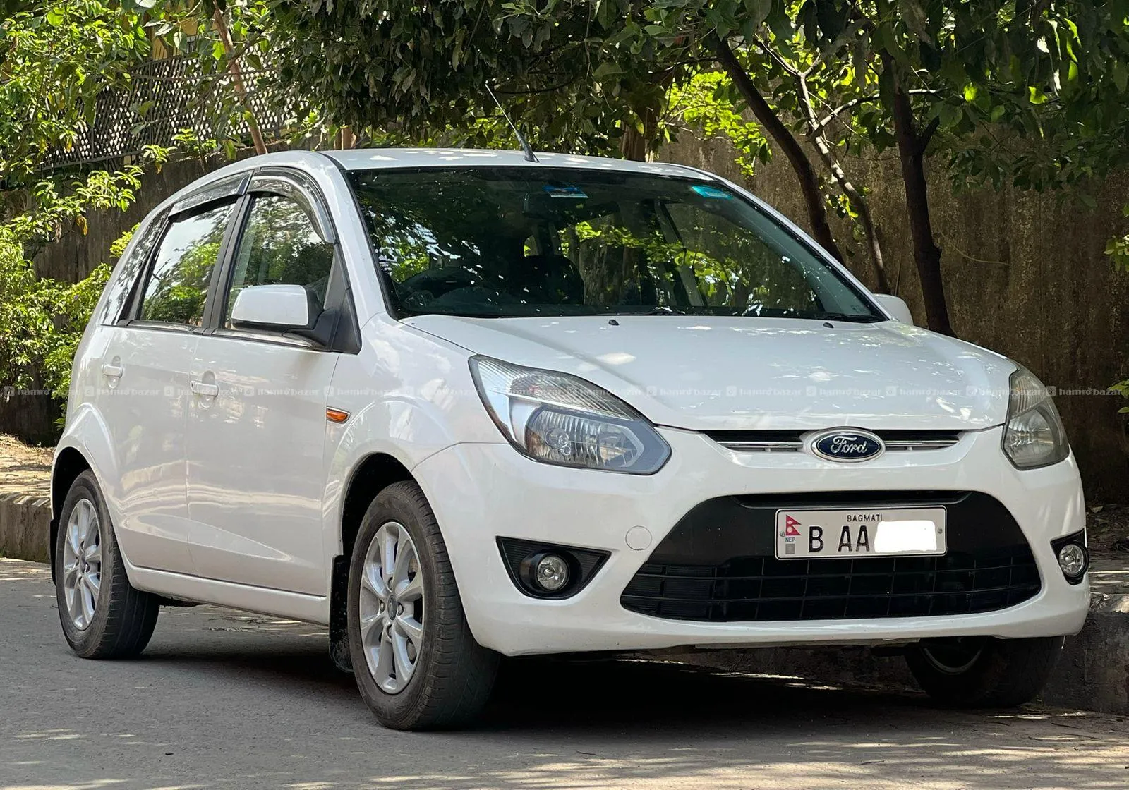 Ford Figo Titanium 2012 3