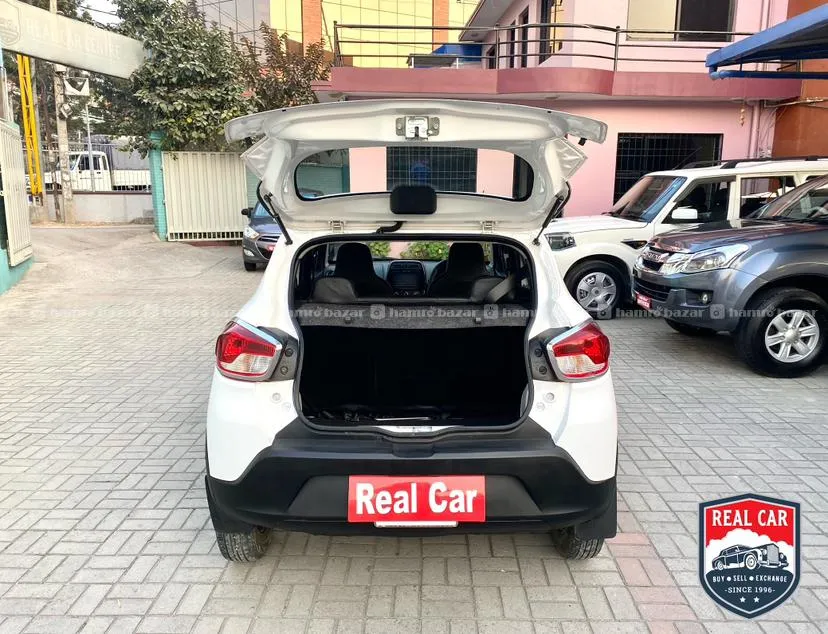 Renault Kwid RXT 2016 Single Hand 2