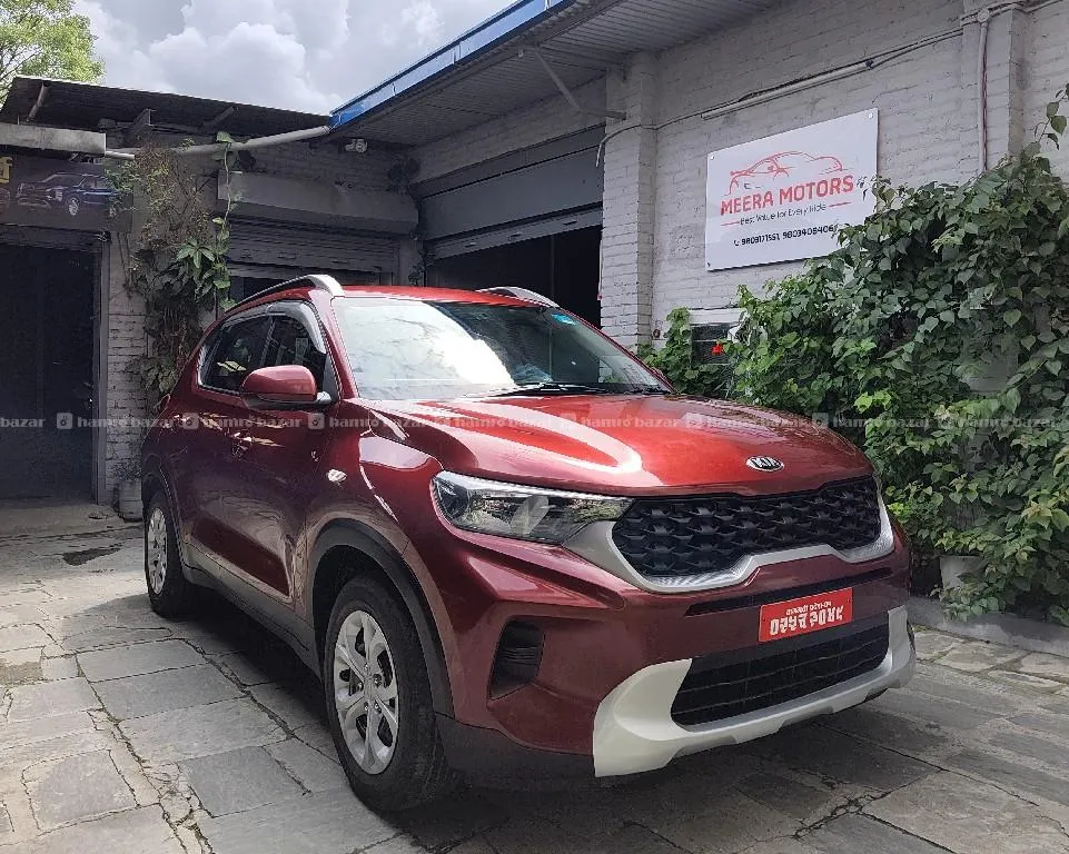 Single hand Kia sonet hte petrol varient 2021 model. 3