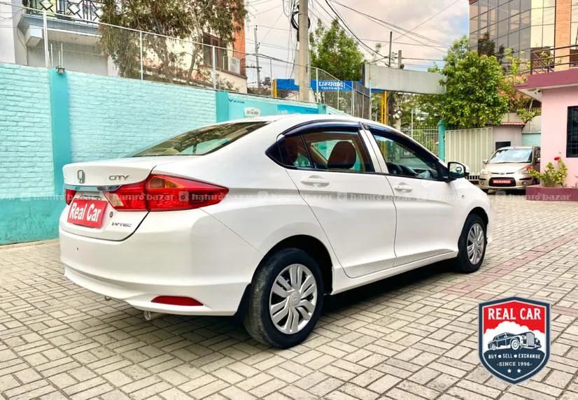Honda City 1.5 2014 Single hand LowKms 2