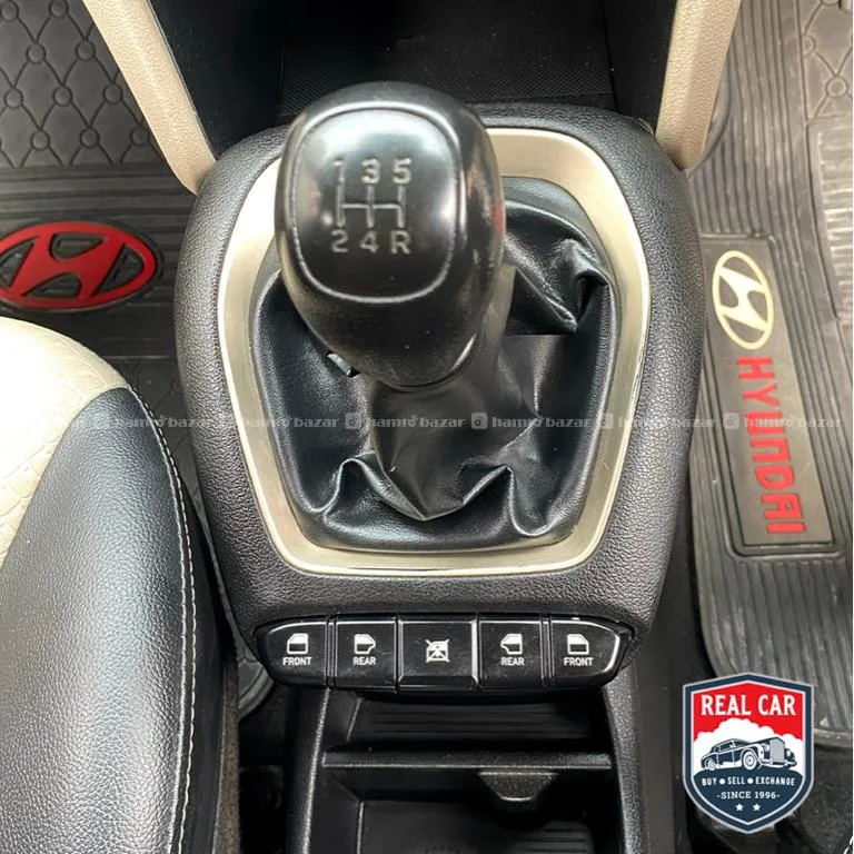 Hyundai Santro Magna 1.1 2019 Single Hand 6