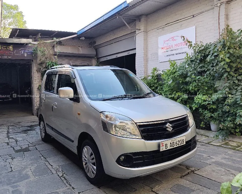 Company color, single handed Wagon R vxi with full service history 3
