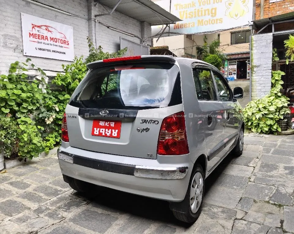 Fully fresh Santro Xing GL 2011 model for sale . 4