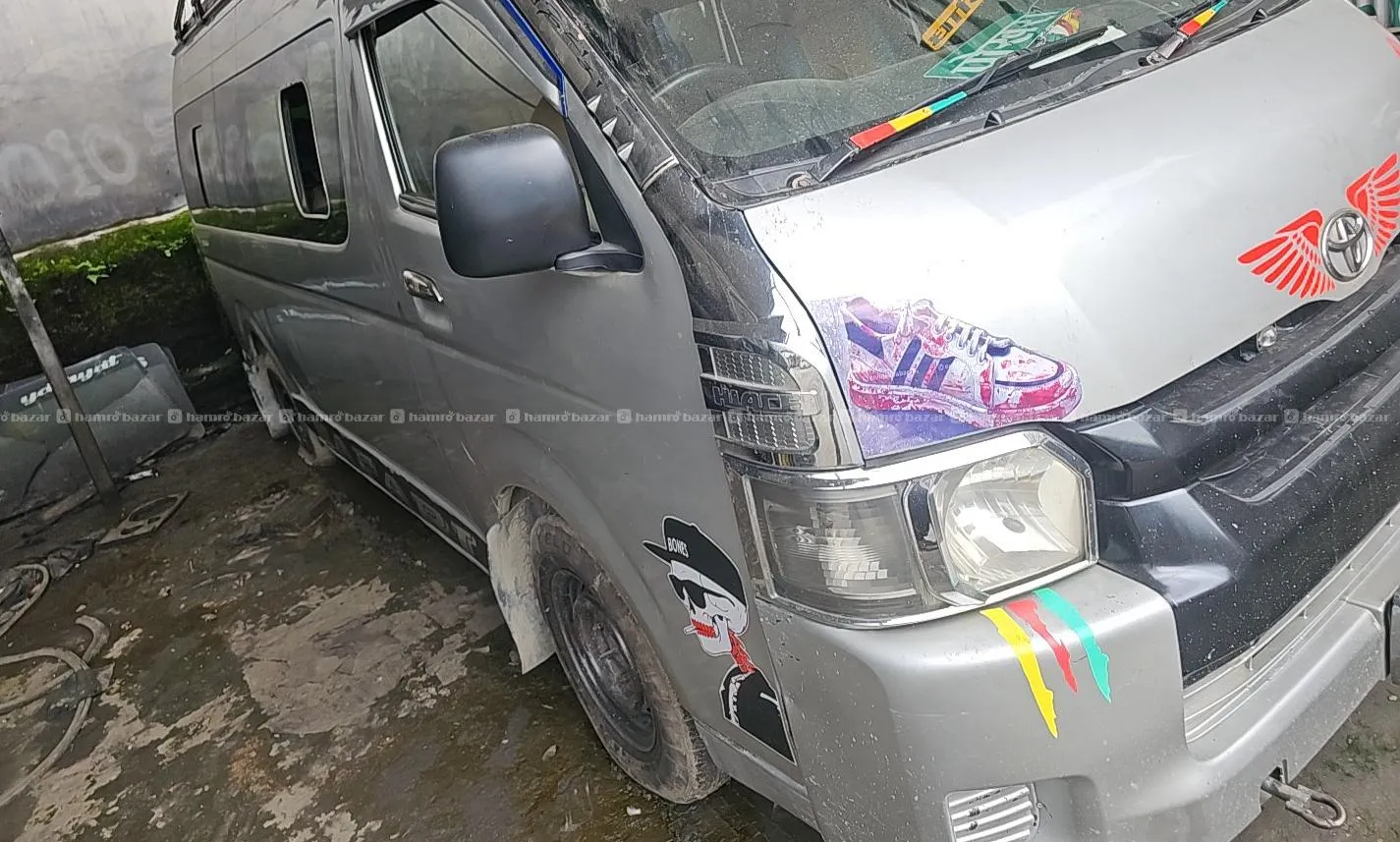 second hand toyota jumbo hiace on sale 2