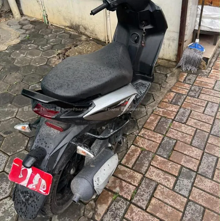 Aprilia Sr125 On Sale 3