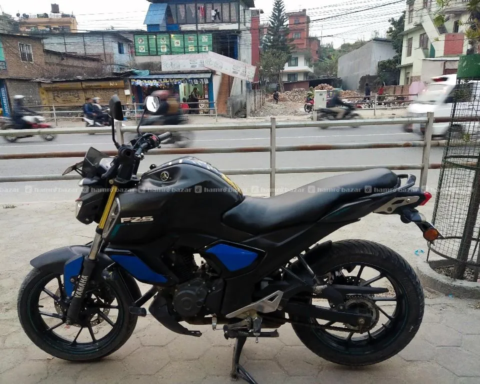 Yamaha fzs v3 #114 lot # 2020 @ Sell N exchange 2
