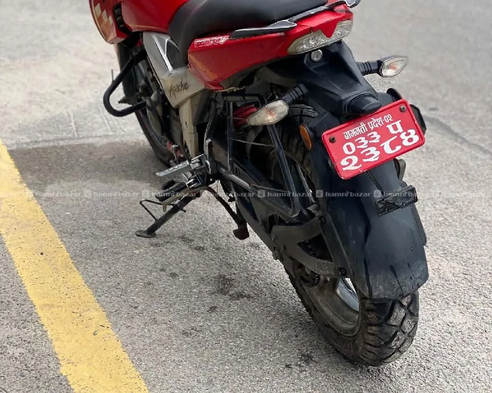 Apache Rtr 160 4v - 033 lot 9818846575 or 9768397661 3