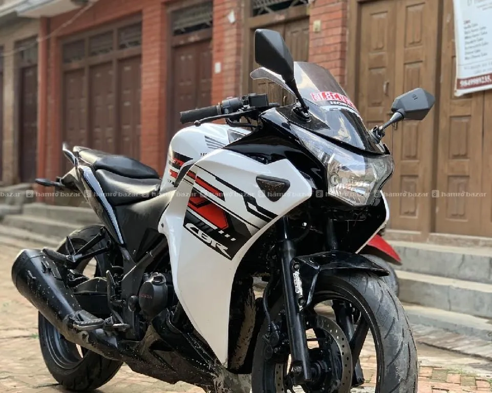 honda cbr250 - 48 lot 9818846575 or 9768397661 3