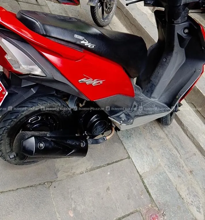 Red Honda Dio 2014 33000km well maintained 5