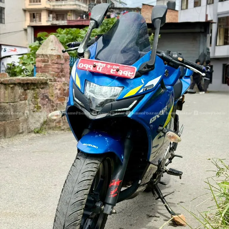 Suzuki Gixer Sp Moto Gp 150 Cc Fi Pardesh 3 Lot 2